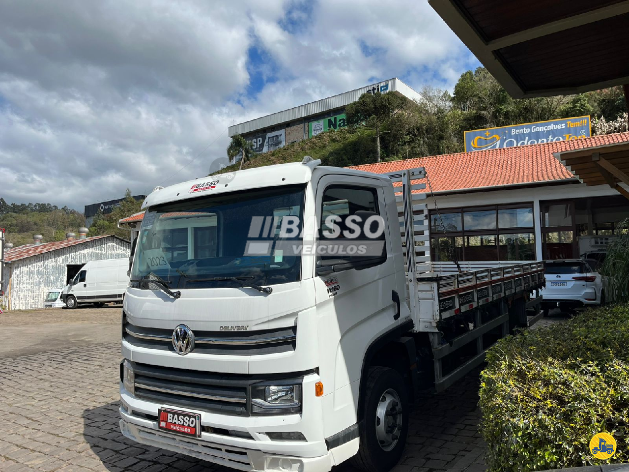 CAMINHAO VOLKSWAGEN VW 11180 Graneleiro Truck 6x2 Basso Veículos GARIBALDI RIO GRANDE DO SUL RS